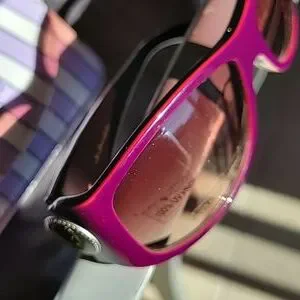 LuLu Guinness sunglassesand case w/mirror 100% UV protection,factory lenses Lulu Guinness L191 Sunglasses main image 4